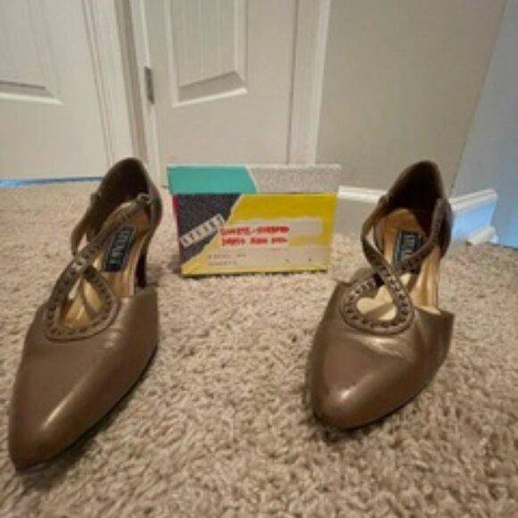 Stuart Bronze Heels - Picture 2 of 2